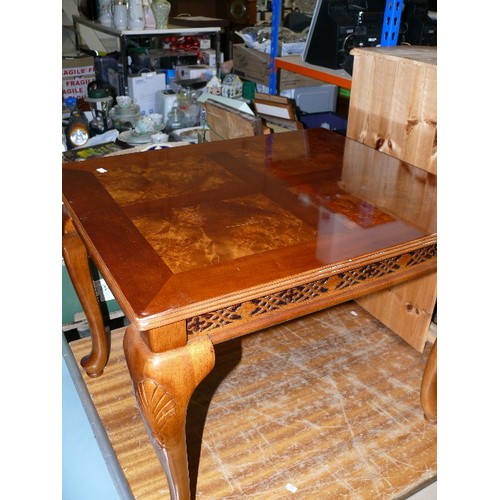 386 - SQUARE COFFEE TABLE ON CABRIOLE LEGS WITH A GLOSS FINISH AND FRETWORK SIDES