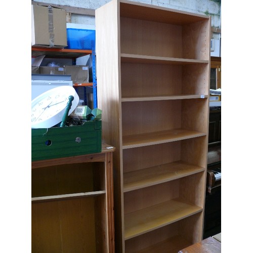 435 - TALL BEECH EFFECT BOOKCASE WITH  6 SHELVES