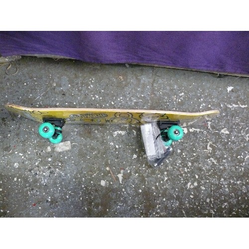 182A - FULL SIZE SKATEBOARRD, NEW IN BOX