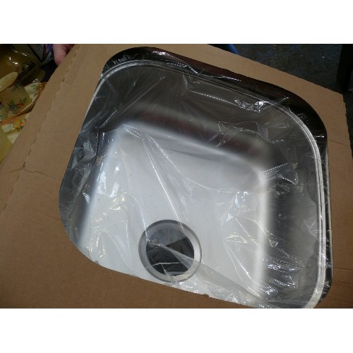 485A - STAINLESS STEEL SINK AND DRAINER, NEW IN BOX