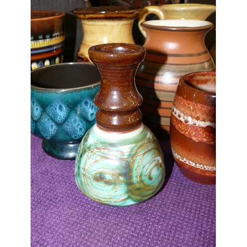 148 - A SELECTION OF VARIOUS DECORATIVE STUDIO POTTERY VASES, JUGS AND BOWLS