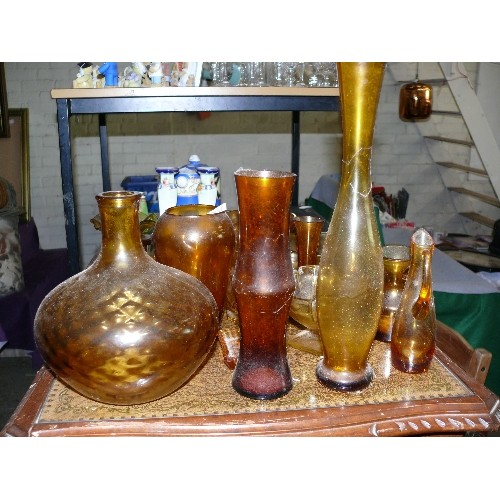 201 - A LARGE COLLECTION OF AMBER GLASSWARE TO INCLUDE VASES, JUGS AND DISHES