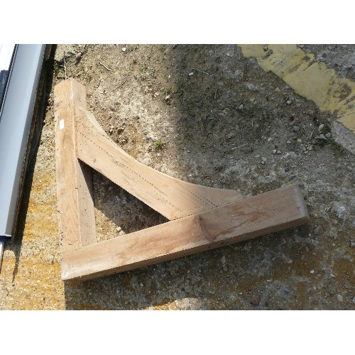 430D - LARGE SOLID PINE BRACKET