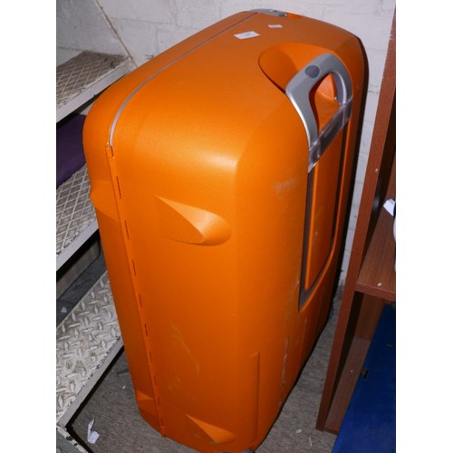 169 - AN EXTRALITE EXTRA LARGE ORANGE SAMSONITE SUITCASE