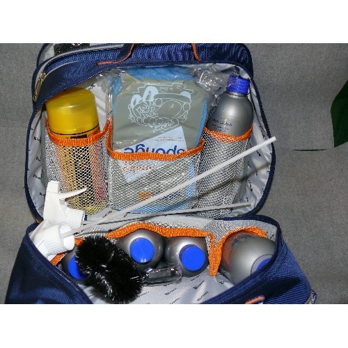 172 - A GARDXX CAR EMERGENCY KIT AND CLEANING KIT