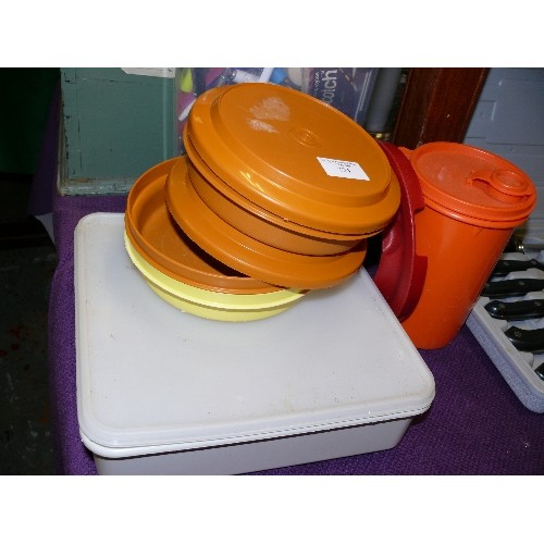 234 - A SELECTION OF VINTAGE TUPPERWARE CONTAINERS