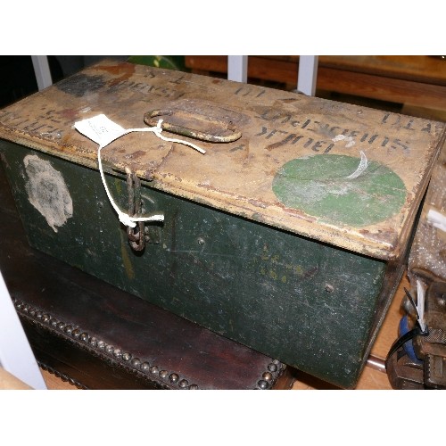 215 - OLD ARMY BOX 410 X 180 X 200MM