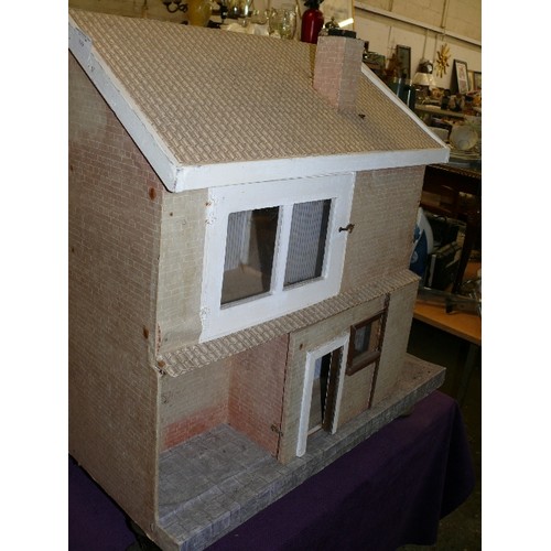 193 - LARGE VINTAGE WOODEN DOLLS HOUSE