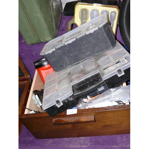 189 - A TRAY OF HARDWARE ETC TO INCLUDE 2 STROKE ENGINE OIL, CABLE TIES, PLASTIC BALL KNOBS ETC