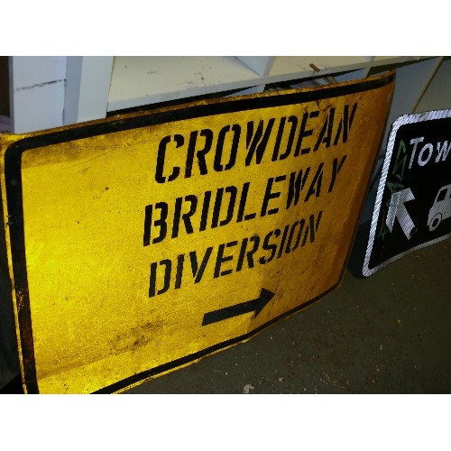 52 - 2 LARGE VINTAGE ROAD SIGNS 'TOWN HALL' AND 'DIVERSION'