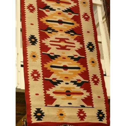 287 - A LOVELY HAND WOVEN AZTEC REVERSIBLE RUG