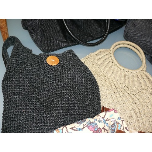 279 - A NICE SELECTION OF BAGS TO INCLUDE LADIES HANDBAGS BY CLARKS AND EMMA BRIDGEWATER ALSO A COUPLE OF ... 