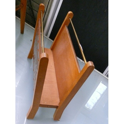 291 - A VERY NICE WOOD AND COPPER MAGAZINE RACK