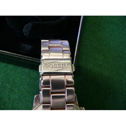 12 - PINK METAL WATCH BY FOSSIL, BOXED AN WORKING WHEN LOTTED