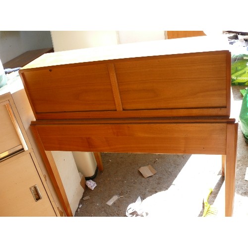 424 - POST WAR ARTS AND CRAFT TEAK DESK, POSSIBLY ARTHUR BASIL REYNOLDS