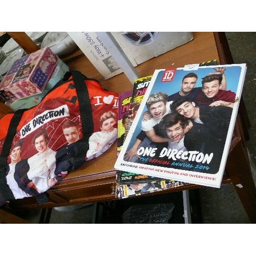 442 - 'ONE DIRECTION'  3 ANNUALS AND A HOLDALL