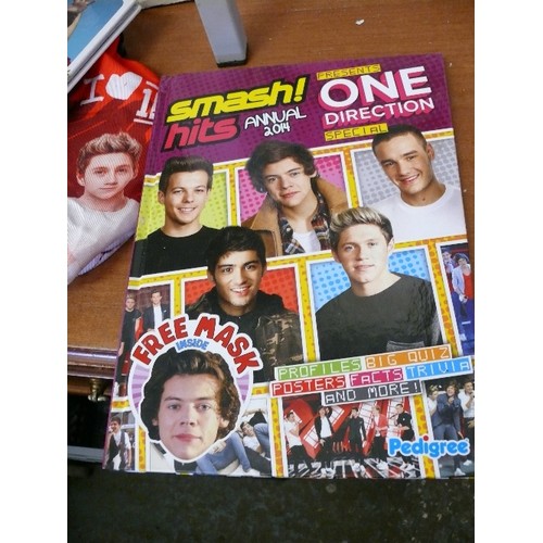 442 - 'ONE DIRECTION'  3 ANNUALS AND A HOLDALL