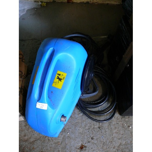 452 - PRESSURE WASHER IN BLUE