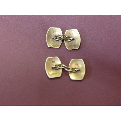 7 - PAIR OF 18CT GOLD CUFFLINKS WEIGHT 9.56gr