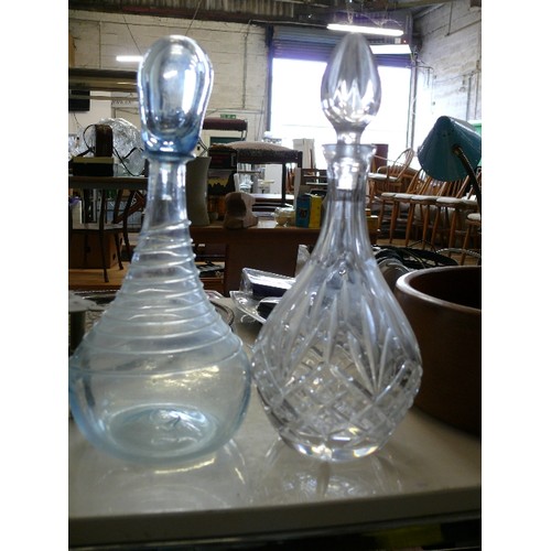 267 - A BEAUTIFUL CRYSTAL DECANTER PLUS A UNUSUAL BUBBLE EFFECT BLUE GLASS DECANTER