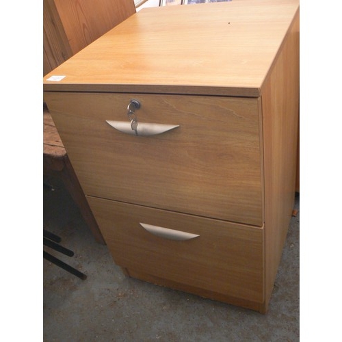 354 - CONTEMPORARY FILING CABINET IN BEECH EFFECT, WITH KEY.