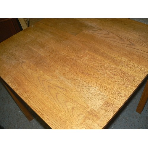 361 - SQUARE OAK TABLE, MODERN