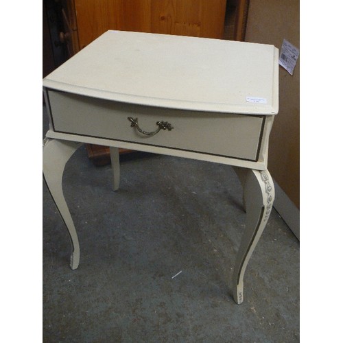 370 - FRENCH STYLE BEDSIDE/SIDE TABLE WITH ONE DRAWER, CREAM