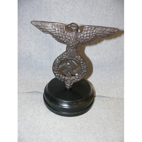 88 - EAGLE AND SWASTIKA DESK ITEM, NAZI