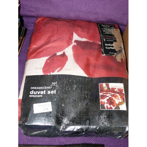 134 - NEW DOUBLE BED BUMPER DUVET SET WITH POPPY DESIGN INCLUDING DUVET COVER, FITTED SHEET, PILLOW CASES ... 