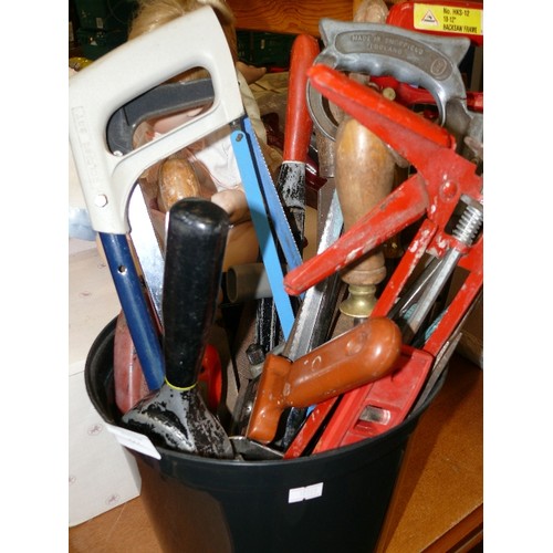 311 - A BUCKET OF MIXED HAND TOOLS