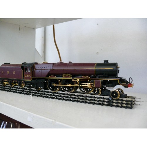 125 - A HORNBY O0 GAUGE TRAIN MODEL LMS PRINCESS ELIZABETH 6201, WHEELS ARE GOLD PLATED AND IS A COLLECTOR... 