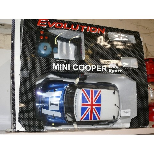 83 - MINI COOPER CLUB SPORT  BY EVOLUTION  REMOTE CONTROL WITH BOX