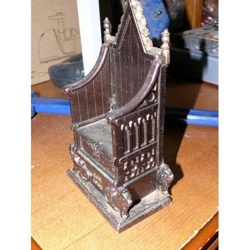 302 - A DECORARTIVE CAST IRON THRONE MONEYBOX ER 1952