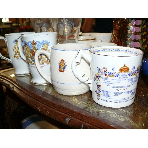 292 - A SELECTION OF COMMEMORATIVE ROYALTY CHINA AND GLASSWARE