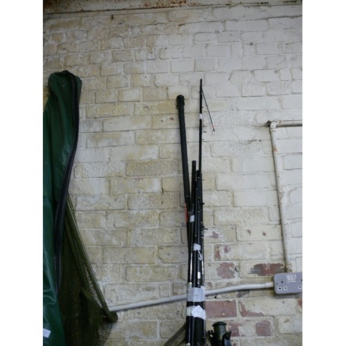 254 - A SHAKESPEARE MG MATCH ROD WITH STERN DRAG REEL, A SHAKESPEARE TEAM CARBON MATCH ROD WITH LEEDA APOL... 