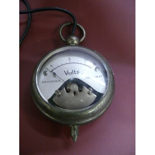 30 - AN APERIODIQUE DEAD BEAT VOLT METER POCKETWATCH STYLE