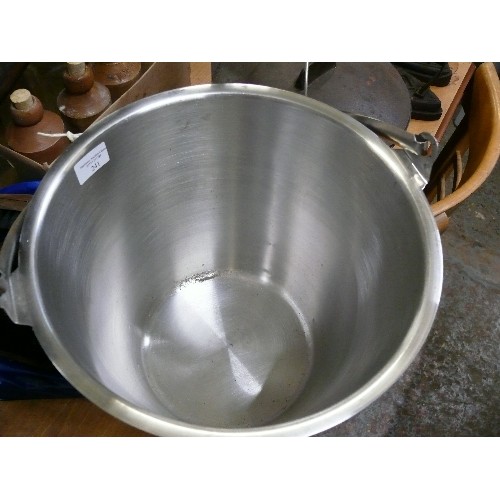 241 - NEW STAINLESS STEEL BUCKET