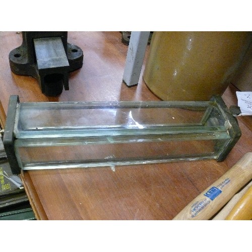 243 - STEAM ENGINE SIGHT GLASS PROTECTOR