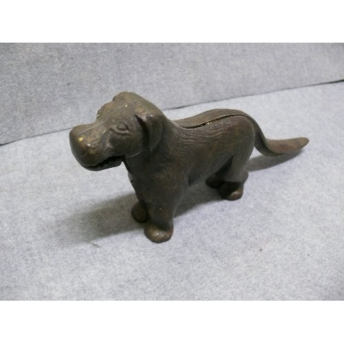 2 - A VINTAGE PAIR OF CAST IRON DOG NUTCRACKERS