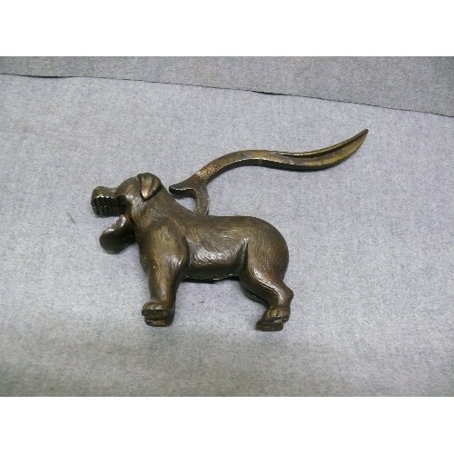 2 - A VINTAGE PAIR OF CAST IRON DOG NUTCRACKERS