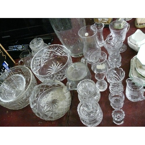 308 - NICE SELECTION OF MOSTLY CUT GLASS, BOWLS,  VASES, DOUBLE HANDED CUP ETC.