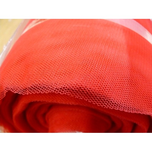 352 - DRESS NETTING IN RED, 100% NYLON, 100M ROLL