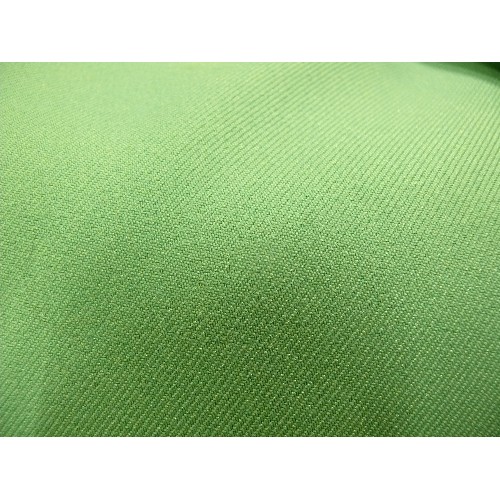 356 - 1 X ROLL OF GREEN POLYESTER TWILL 15M