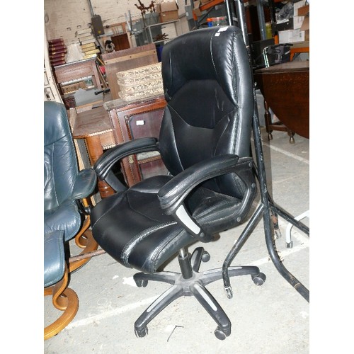 384 - NICE BLACK SWIVEL OFFICE CHAIR