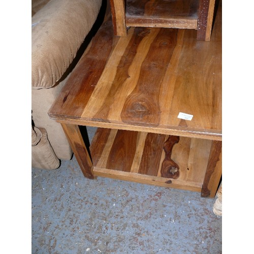 421 - RUSTIC SOLID WOOD 2 TIER COFFEE TABLE AND A MATCHING LAMP TABLE