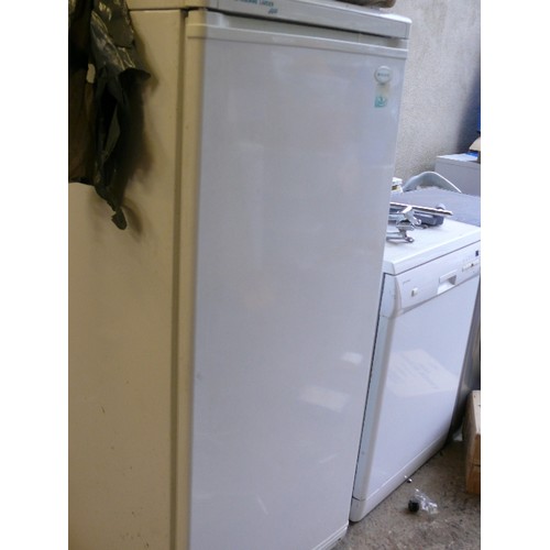 444 - FRIGIDAIRE LARDER ELITE FRIDGE