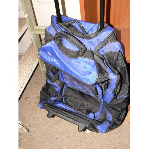 179 - BLUE 'WILSON ULTIMATE' WHEELED SPORTS BAG