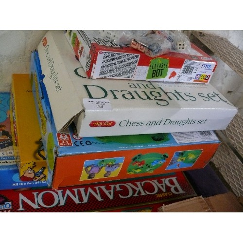 188 - 6 BOARD GAMES TO INCLUDE BACKGAMMON, COUNTDOWN, HUNGRY HIPPOS ETC PLUS 36 DICE AND 4 SETS OF LETTER ... 