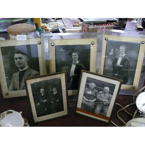 296C - 3 LARGE VINTAGE  GLASS PHOTOFRAMES WITH WOODEN BACKS AND 2 SMALLER PHOTOFRAMES, ALL 5 HOLD BLACK AND... 