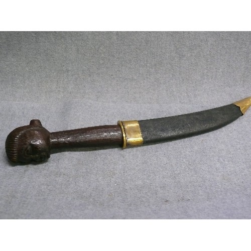 119 - ASIAN/AFRICAN KNIFE IN SCABBARD, WOMAN'S HEAD